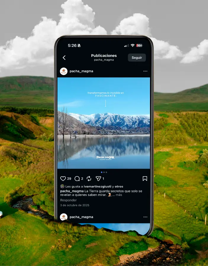 mockup de redes de Pacha Magma en móvil