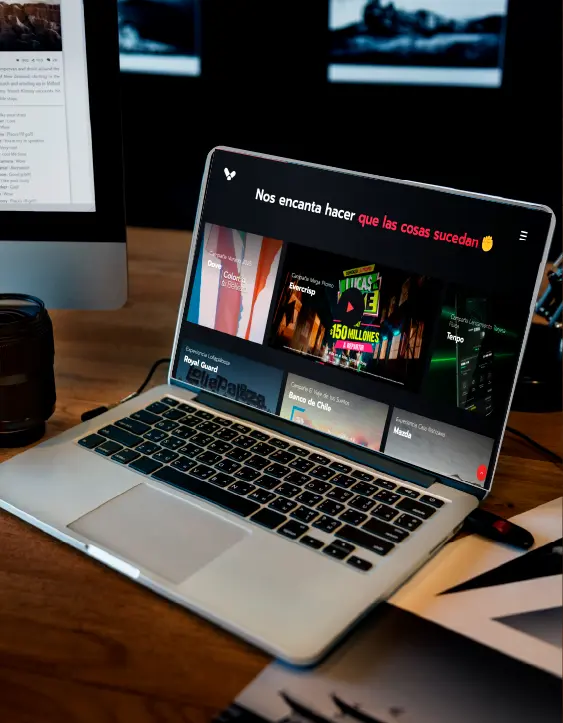 Mockup laptop Redgroup